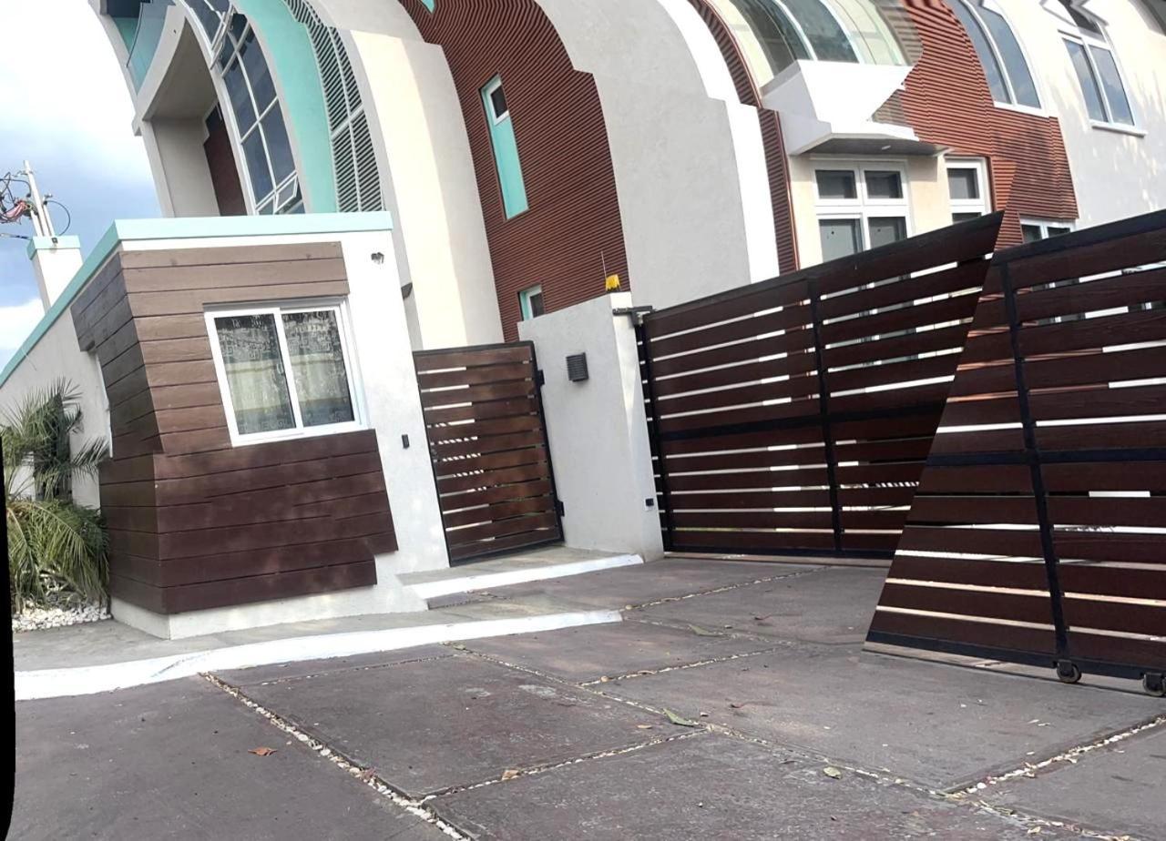 Liguanea -One Bedroom Oasis Near Us Embassy Kingston Luaran gambar